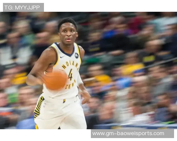 小卡盛赞奥拉迪波状态回暖快攻中展现空接三分与突破能力 小卡盛赞奥拉迪波状态回暖快攻中展现空接三分与突破能力