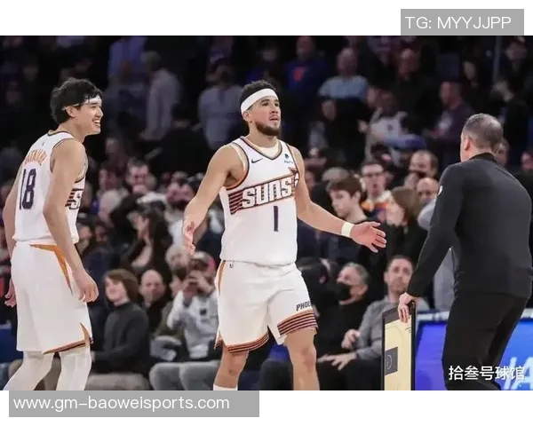 布克强调新三巨头需稳步前行吸取教训避免重蹈覆辙 布克强调新三巨头需稳步前行吸取教训避免重蹈覆辙