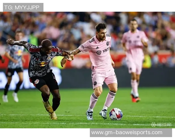 美职联上轮最佳阵容揭晓梅西穆勒阿尔巴阿连德领衔出战 美职联上轮最佳阵容揭晓梅西穆勒阿尔巴阿连德领衔出战