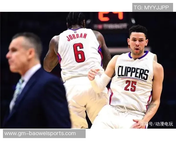 明天进行核磁共振检查里弗斯对小凯文波特扭伤情况表示担忧希望一切顺利