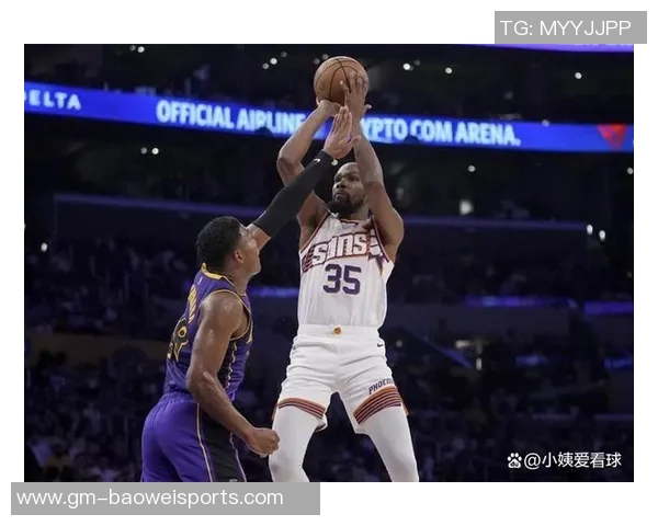 浓眉半场表现亮眼12投6中罚球全中助力球队争胜