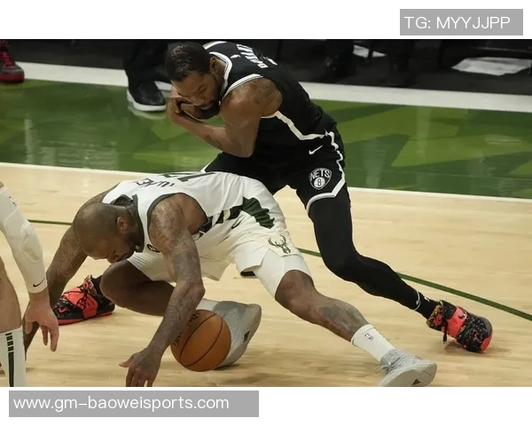 比卢普斯称赞夏普攻守兼备称其能应对高强度对抗挑战