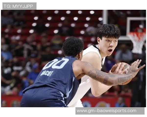 在关键时刻斯普利特对杨瀚森的防守执行力产生怀疑